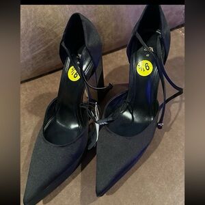 Zara Chunky Heel Pointed Toe Pumps